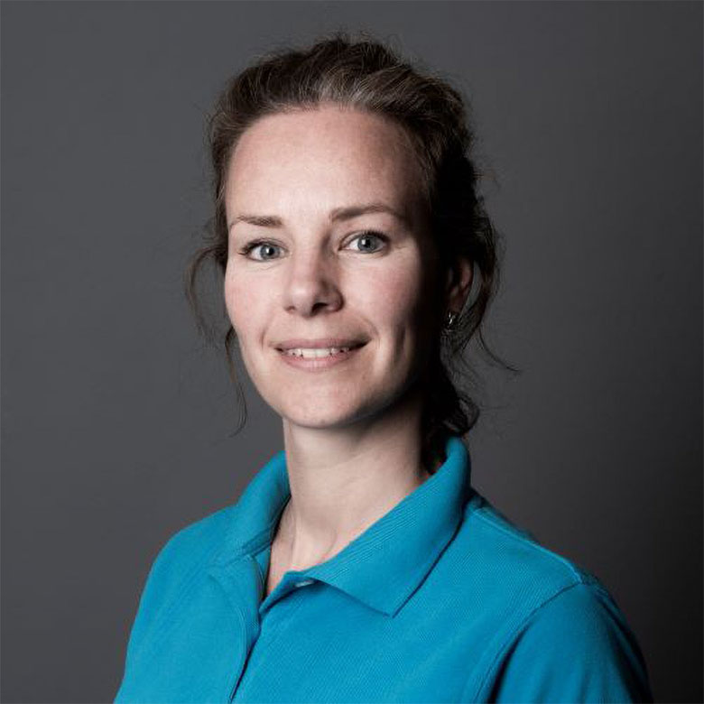Tamara-Borst-tandprotheticus-van-bennekom-tandartsen-zeist-(1) Peter Paul van Bennekom - Tandarts - Zeist