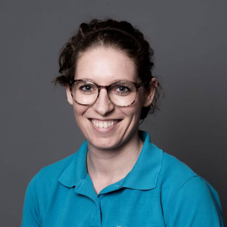 Wiesje-van-Zonneveld-Veele-tandarts-van-bennekom-tandartsen-zeist Peter Paul van Bennekom - Tandarts - Zeist